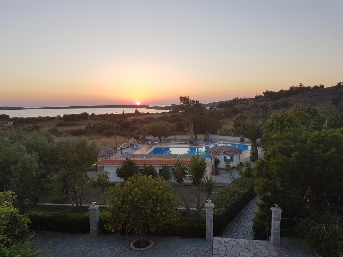 Orama Hotel Sigrion Bagian luar foto